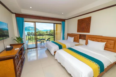 Habitación con dos camas y vistas al mar — Kana Hotel Phuket普吉岛卡娜酒店